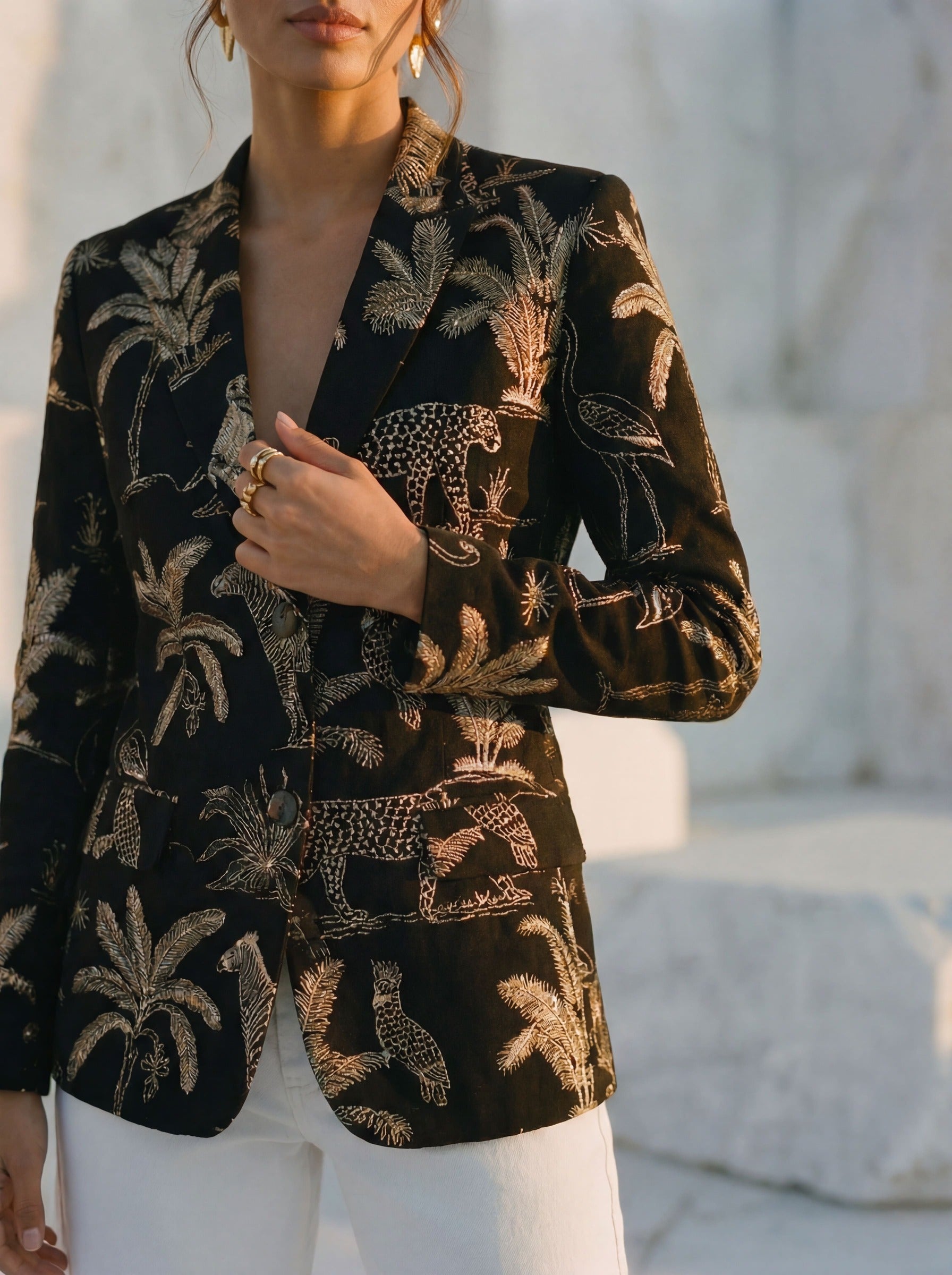 Wild 1 blazer - Black and Gold